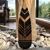 Grande pagaie décorative en bois de couleur noire. 56,5 pouces – Onquata à Wendake