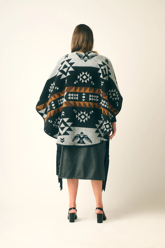 Châle autochtone Thunderbird