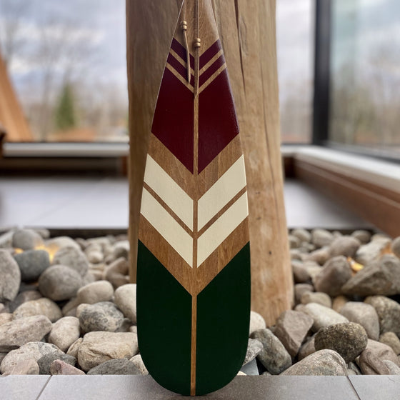 The decorative Christmas paddle 